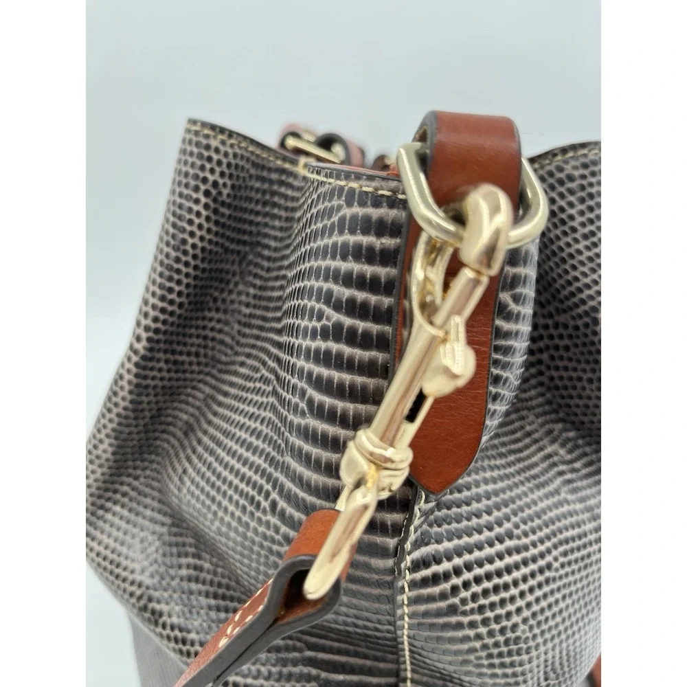 Dooney & Bourke dooney bourke
